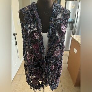Boutique unique knitted vest